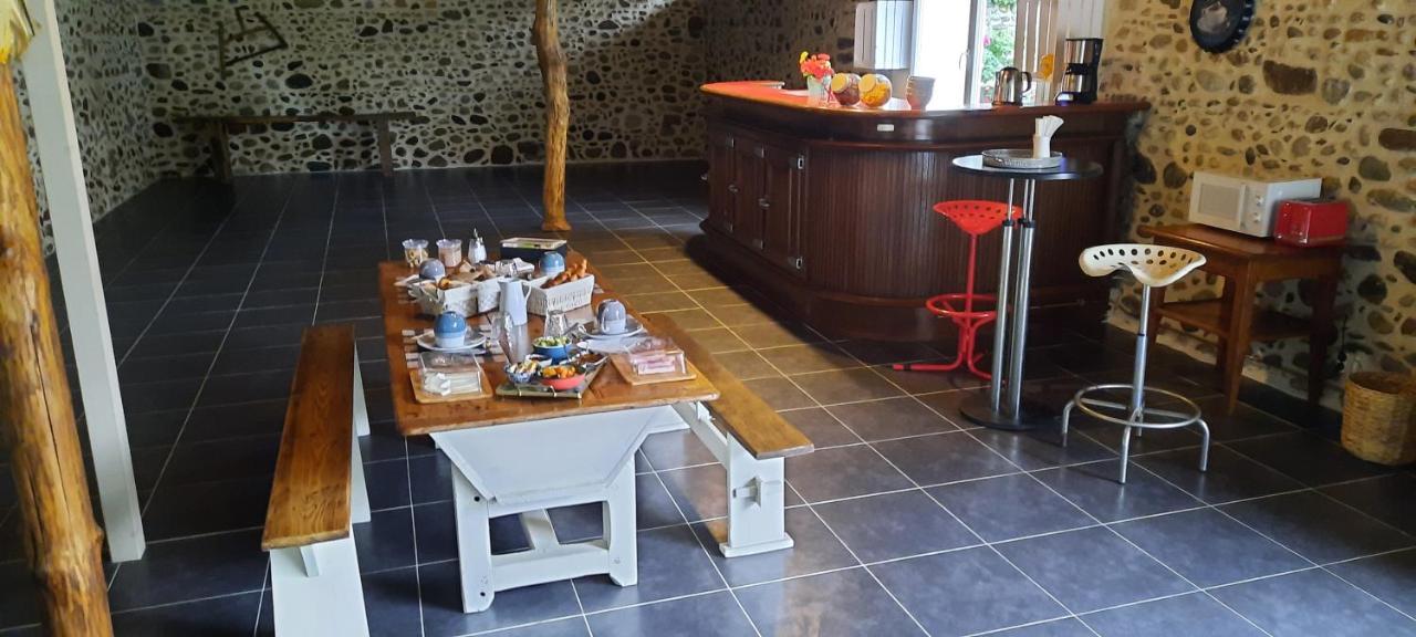 Ossun La Ferme Aux Fleurs B&B 외부 사진